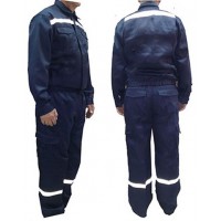 SLACK DE GABARDINA CON CINTA REFLECTANTE